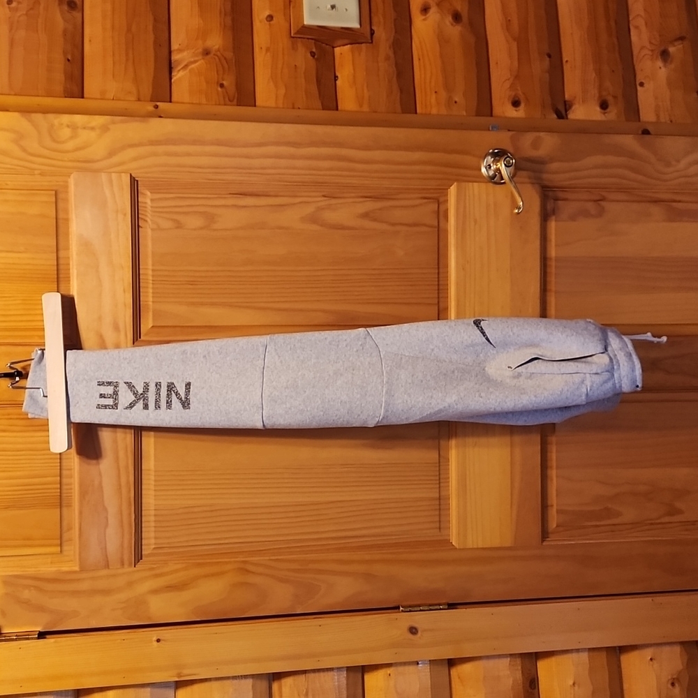 Nike men's joggers sweatpants. Size small, gray.